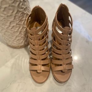 DV Dolce Vita Strappy Heeled Sandal 9.5 Nude
